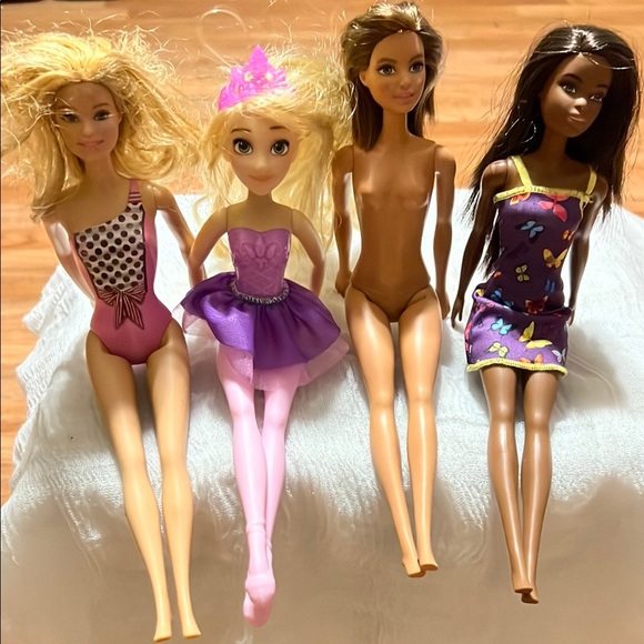 Barbie Doll Set of 3 with Colorful Outfits and‎ princess Rapunzel Ballerina - Picture 6 of 10